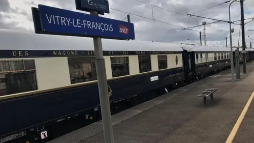 L'Orient Express en arrêt forcé à Vitry-le-François